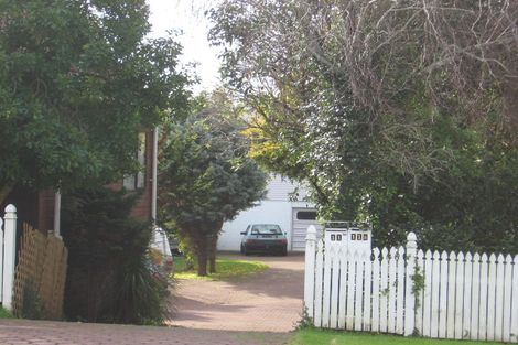 Photo of property in 1/11 Taipari Road, Te Atatu Peninsula, Auckland, 0610