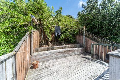 Photo of property in 1/126 The Parade, Island Bay, Wellington, 6023