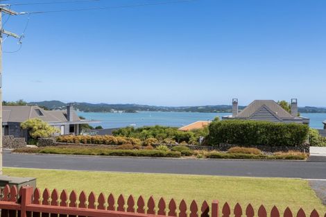 Photo of property in 10 Gould Street, Russell, 0202