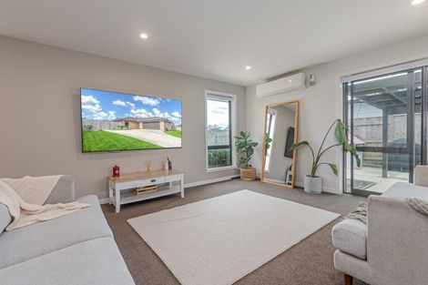 Photo of property in 11 Monarch Drive, Ashhurst, 4810