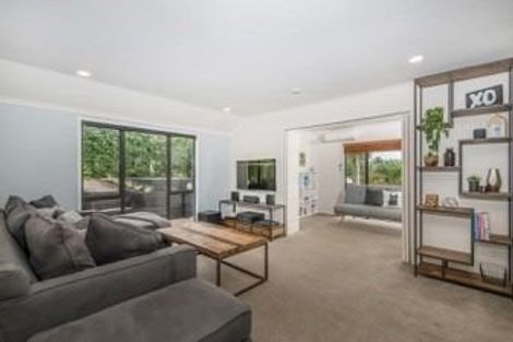 Photo of property in 7 Orwell Road, Greenhithe, Auckland, 0632