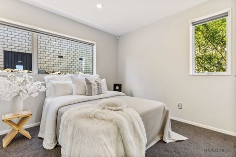 Photo of property in 75b Pleasant Road, Glen Eden, Auckland, 0602