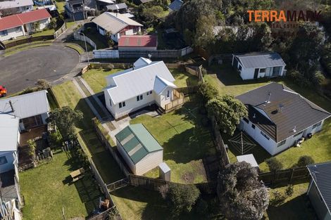 Photo of property in 9 Hewson Crescent, Otaki Beach, Otaki, 5512