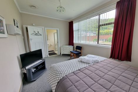 Photo of property in 10 Smith Street, Greymouth, 7805