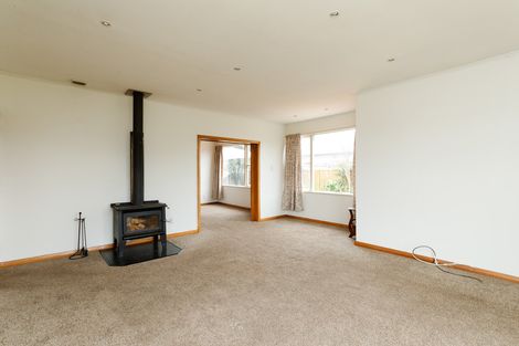 Photo of property in 79 James Line, Kelvin Grove, Palmerston North, 4414