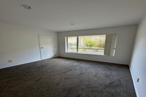 Photo of property in 124 Charles Prevost Drive, The Gardens, Auckland, 2105