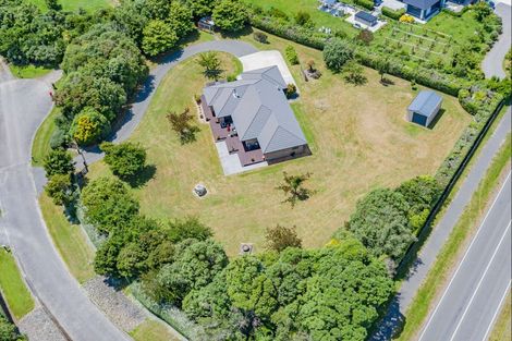 Photo of property in 8 Faydon Close, Ohau, Levin, 5570