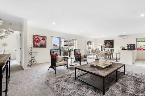 Photo of property in 237 Kilkenny Drive, East Tamaki Heights, Auckland, 2016