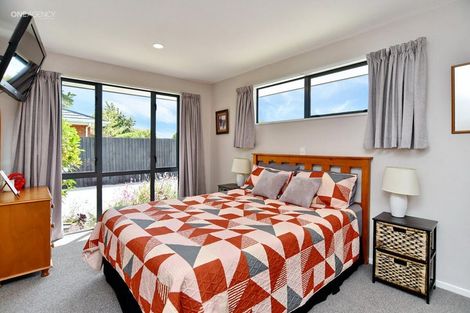 Photo of property in 10a Wendy Place, Heathcote Valley, Christchurch, 8022