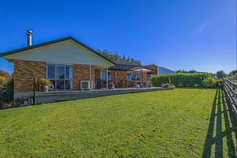 Photo of property in 10 Haggerty Street, Kimbolton, 4774