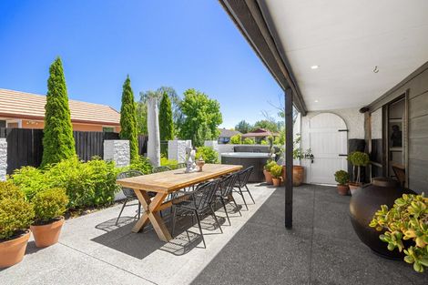 Photo of property in 9 Wakelin Place, Redwood, Christchurch, 8051