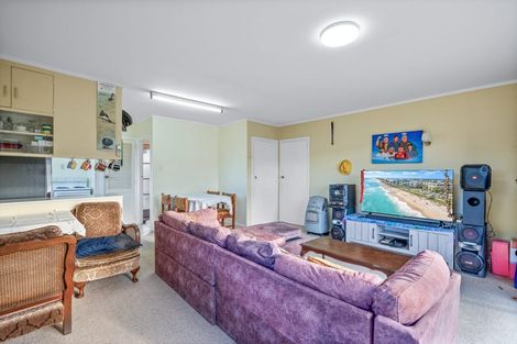 Photo of property in 4/24 Robertson Road, Favona, Auckland, 2024