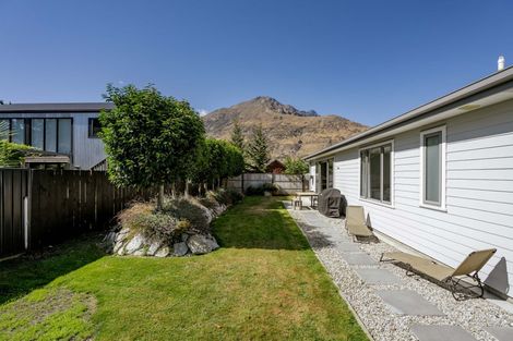 Photo of property in 20 Cumberland Road, Lower Shotover, Queenstown, 9304