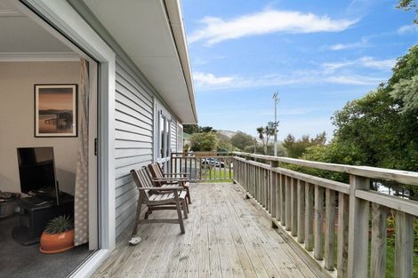 Photo of property in 8 Rosehill Road, Macandrew Bay, Dunedin, 9077