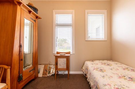 Photo of property in 25 Hospital Street, Dannevirke, 4930