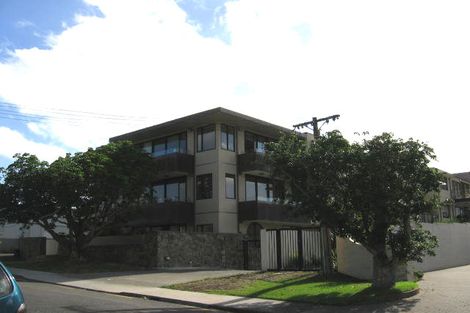 Photo of property in 12/2a Frieston Road, Milford, Auckland, 0620