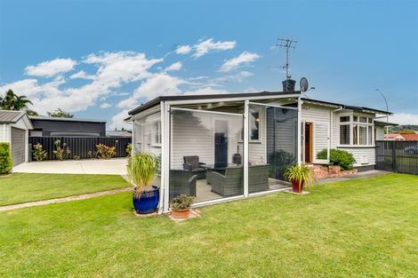 Photo of property in 130 Gloucester Street, Taradale, Napier, 4112