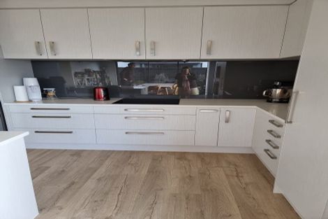 Photo of property in 10 Horoeka Street, Avonhead, Christchurch, 8042