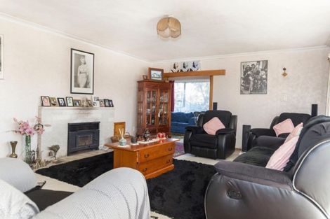 Photo of property in 61 Guy Street, Dannevirke, 4930