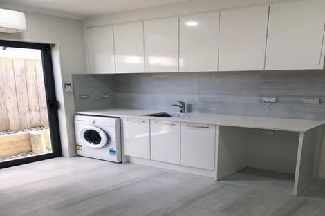 Photo of property in 10 Lisnoble Road, Flat Bush, Auckland, 2019