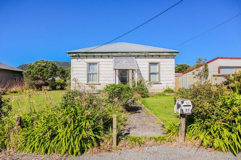 Photo of property in 23 Doyle Street, Blaketown, Greymouth, 7805