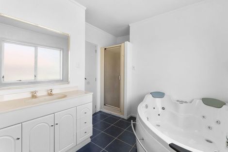 Photo of property in 17 Brown Street, Hamilton East, Hamilton, 3216