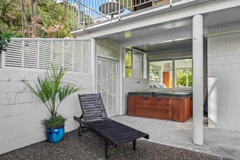 Photo of property in 17 Weranui Road, Waiwera, 0994