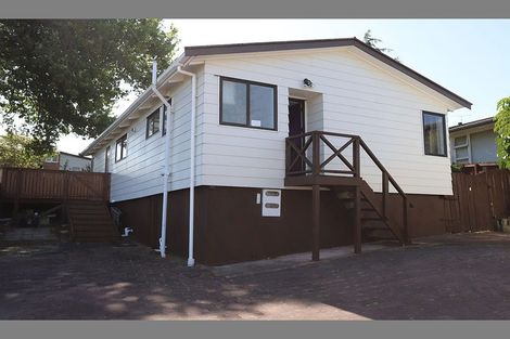 Photo of property in 23 Stottholm Road, Titirangi, Auckland, 0604