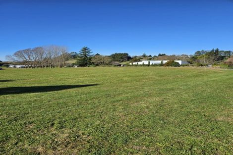 Photo of property in 3 Willow Lane, Acacia Bay, 3385