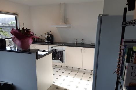 Photo of property in 74 Mandeville Street, Riccarton, Christchurch, 8011