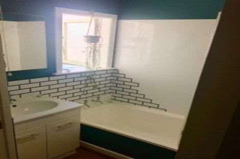 Photo of property in 16 Lancaster Road, Beach Haven, Auckland, 0626