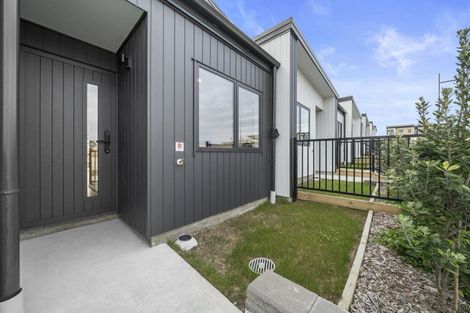Photo of property in 2/4 Glenburn Road, Hobsonville, Auckland, 0616