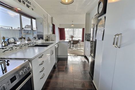 Photo of property in 19 Kirkcaldy Crescent, Flaxmere, Hastings, 4120