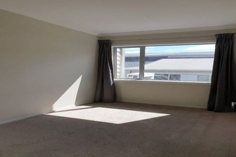 Photo of property in 19u7 Collins Avenue, Tawa, Wellington, 5028