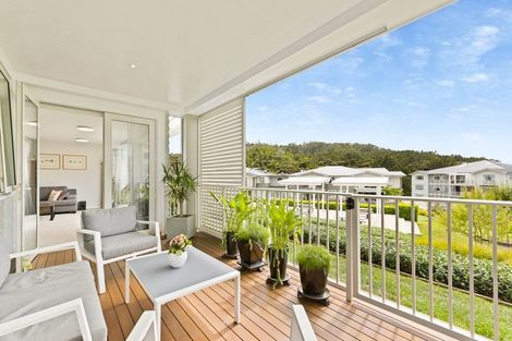 Photo of property in 148 Landmark Terrace, Orewa, 0931