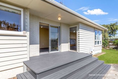 Photo of property in 32 Parsons Avenue, Levin, 5510