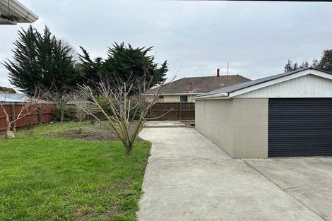 Photo of property in 90 Frensham Crescent, Woolston, Christchurch, 8062