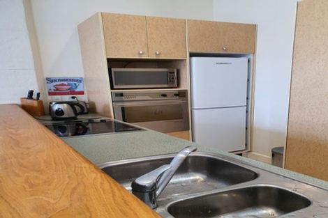 Photo of property in 37u5 Majoribanks Street, Mount Victoria, Wellington, 6011