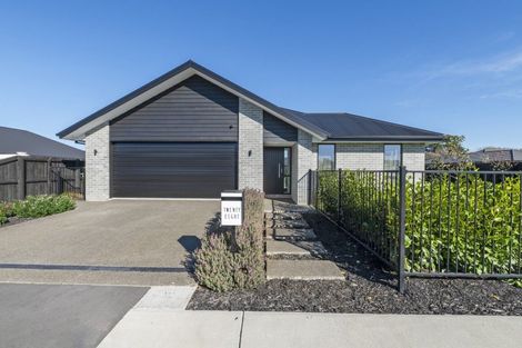 Photo of property in 28 Lunn Crescent, Leeston, 7632