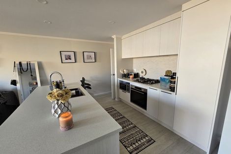 Photo of property in 7u3 Sare Crescent, Fairfield, Hamilton, 3214