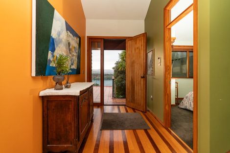 Photo of property in 142 Grafton Road, Roseneath, Wellington, 6011