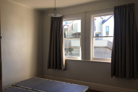 Photo of property in 13 Myrtle Crescent, Mount Cook, Wellington, 6021