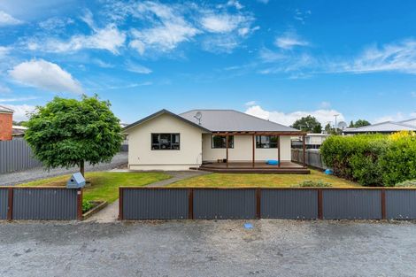 Photo of property in 13 Elderlee Street, Milton, 9220