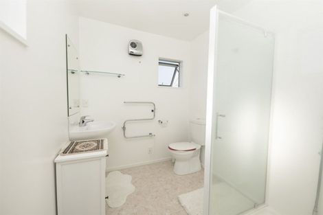 Photo of property in 75a Peverel Street, Riccarton, Christchurch, 8041