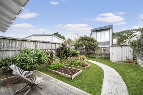 Photo of property in 99a Freyberg Street, Lyall Bay, Wellington, 6022