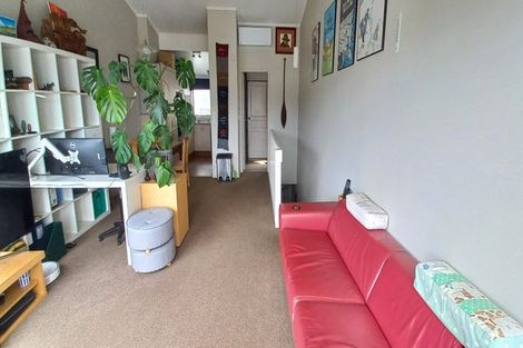 Photo of property in 53 Hankey Street, Mount Cook, Wellington, 6011