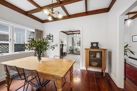 Photo of property in 15 Duders Avenue, Devonport, Auckland, 0624