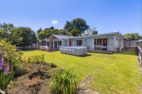 Photo of property in 12 Woodleigh Street, Frankleigh Park, New Plymouth, 4310