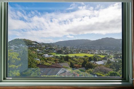 Photo of property in 5 Indira Place, Khandallah, Wellington, 6035