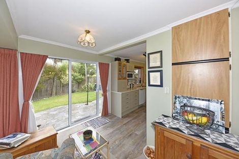 Photo of property in 2 Worsleys Road, Cracroft, Christchurch, 8025